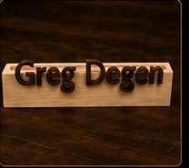 Front view of personalized pen holder